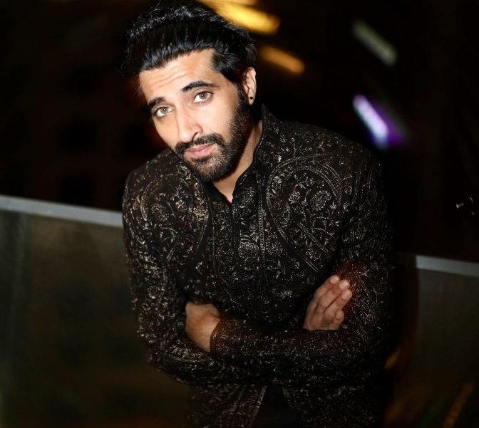 Akshay Oberoi celebrates Diwali with family amidst nature: Will be a nice time of reflection