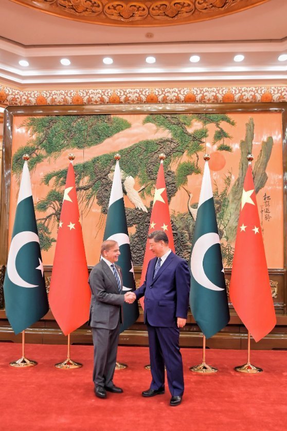 China reviews projects in Pakistan amid delayed repayments and security concerns: Report