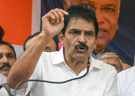 Sabarimala gold scam: Devasom Minister, Board should quit following Kerala HC observation, demands Venugopal