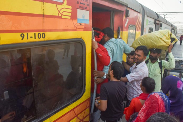 Indian Railways tries to ease holiday rush for Chhath Puja Indian Railways tries to ease holiday rush for Chhath Puja with special trains