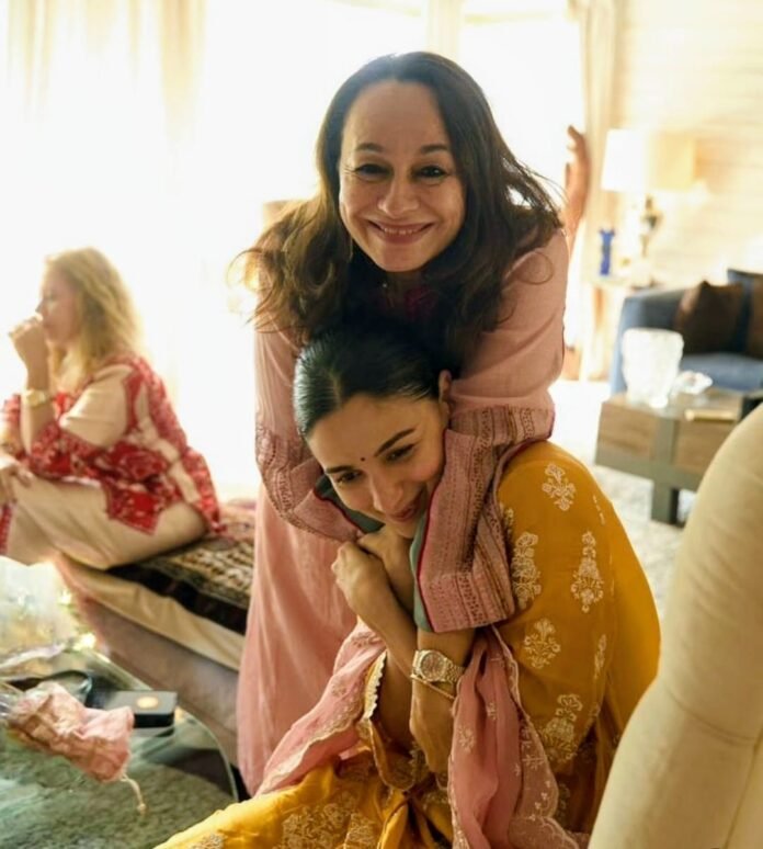 Alia Bhatt celebrates the birthday of her ‘mama birdie’, Soni Alia Bhatt celebrates the birthday of her ‘mama birdie’, Soni Razdan