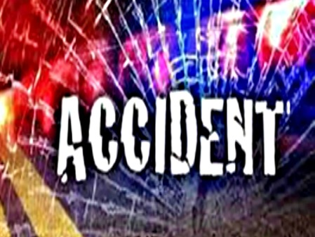 Three killed in road accident in Bengal's Hooghly district Three killed in road accident in Bengal's Hooghly district