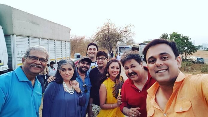 Sarabhai Vs Sarabhai actor Sumeet Raghvan says 'Love you dad' Sarabhai Vs Sarabhai actor Sumeet Raghvan says 'Love you dad' as he remembers late Satish Shah