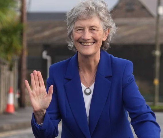 Independent Left-wing politician Catherine Connolly wins Ireland's Presidential election Independent Left-wing politician Catherine Connolly wins Ireland's Presidential election