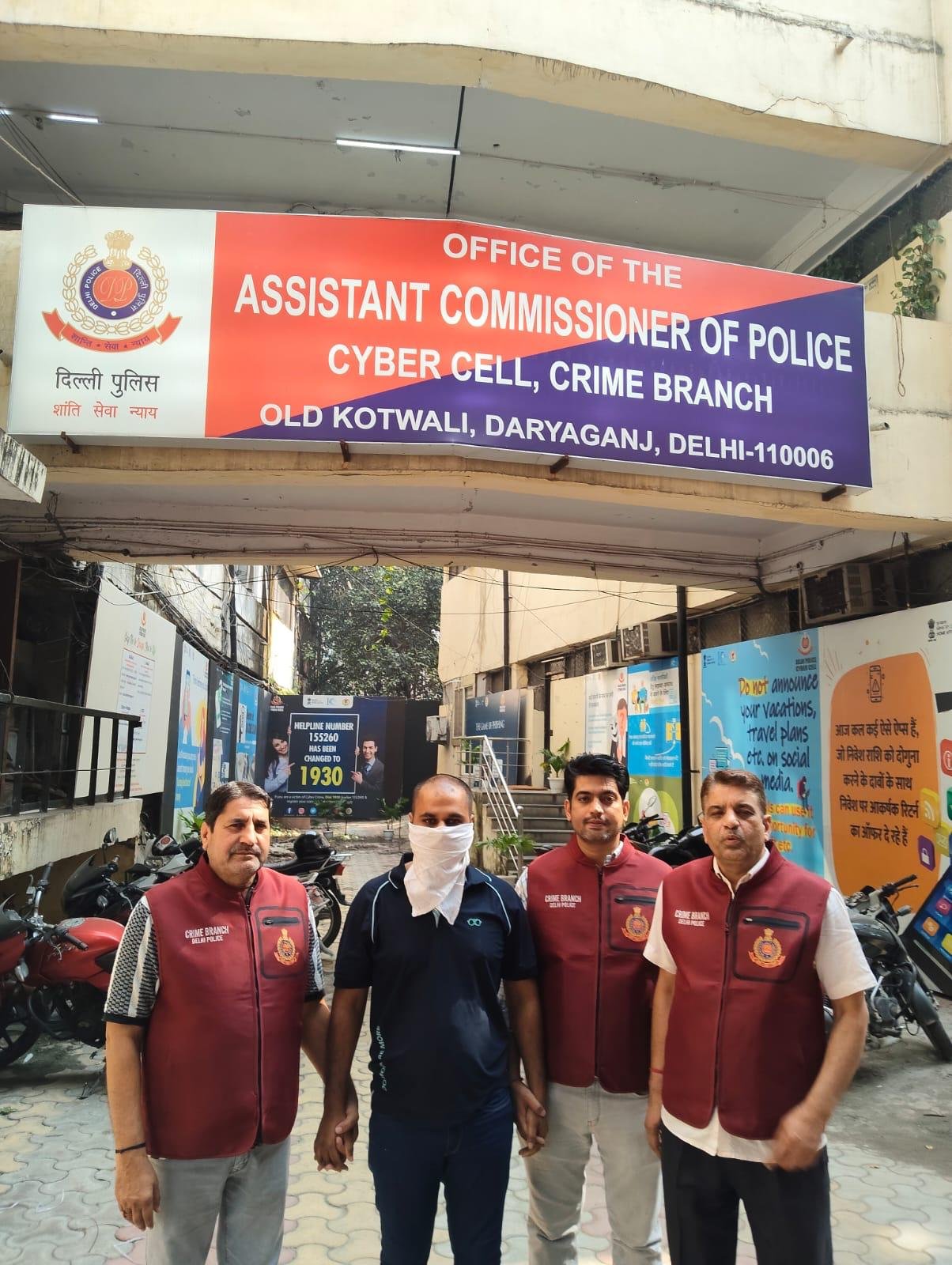 Delhi: Stepson siphons off Rs 26 lakh from father's bank account, arrested