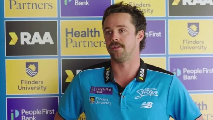 Travis Head re-signs with Adelaide Strikers Travis Head re-signs with Adelaide Strikers