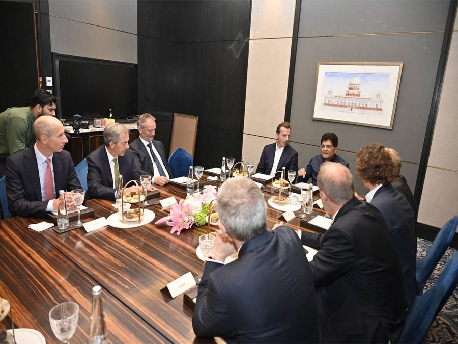 Piyush Goyal discusses opportunities in aviation sector with Airbus Chairman Rene Obermann