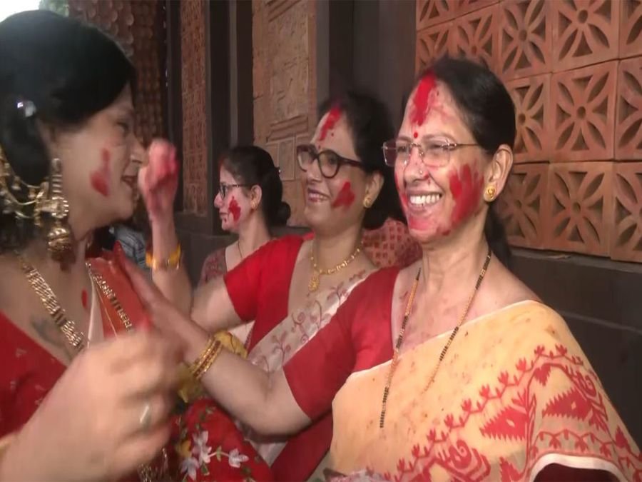Women mark Dussehra with Sindoor Khela before Durga idol in Jabalpur