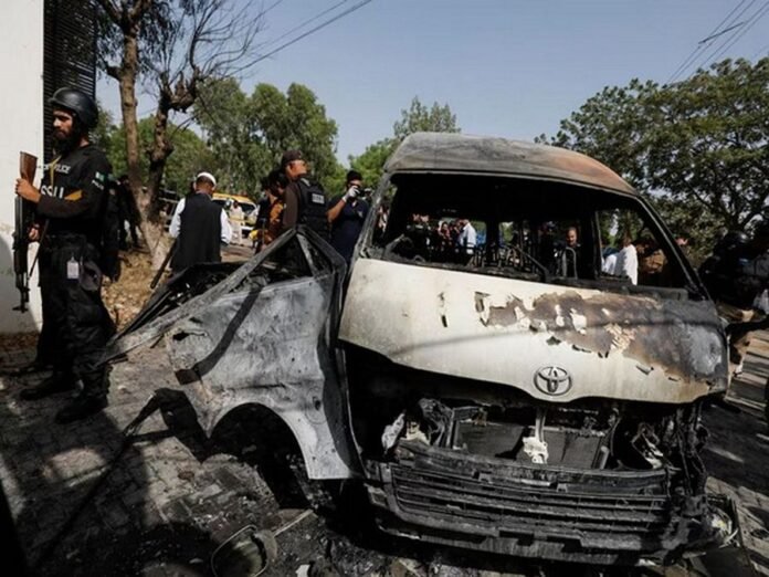 Pakistan: At least 13 die in two separate road accidents Pakistan: At least 13 die in two separate road accidents in Balochistan