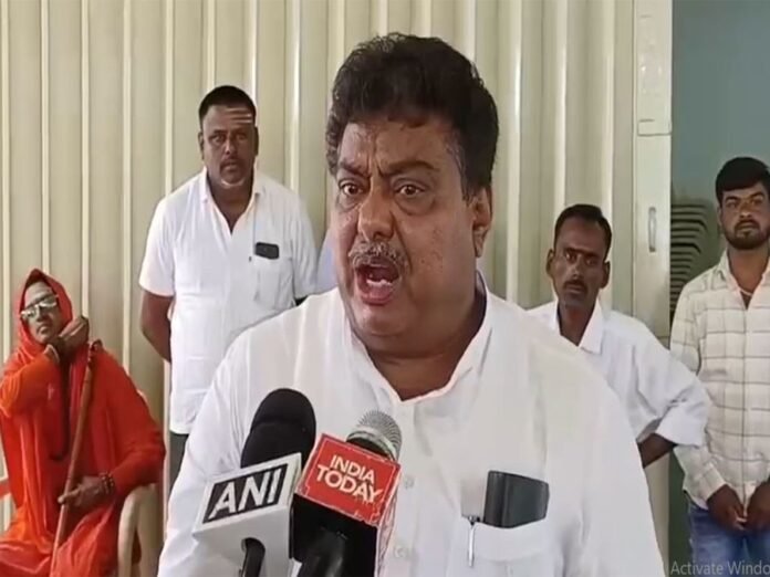 MB Patil amid speculations of CM change MB Patil amid speculations of CM change