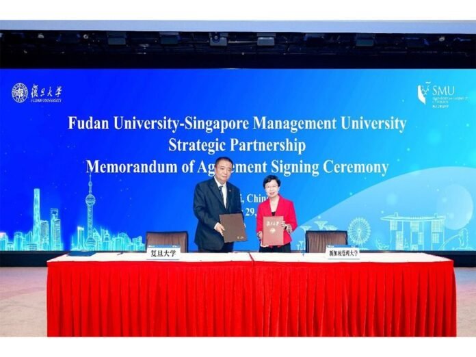 Fudan University and Singapore Management University Forge Strategic Partnership for Greater Societal Impact