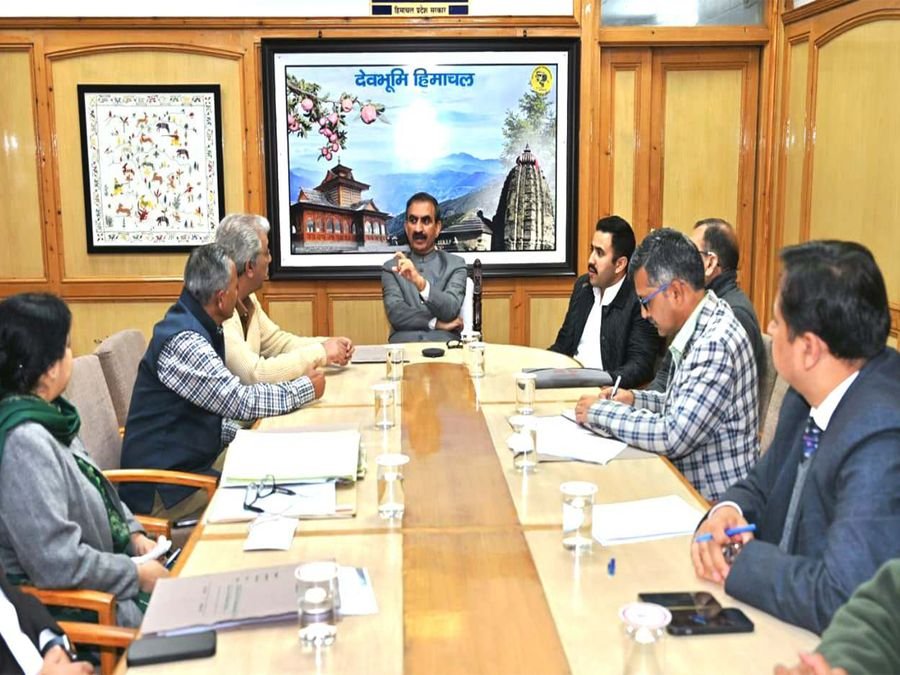 Himachal CM reviews preparations for Virbhadra Singh statue unveiling ceremony