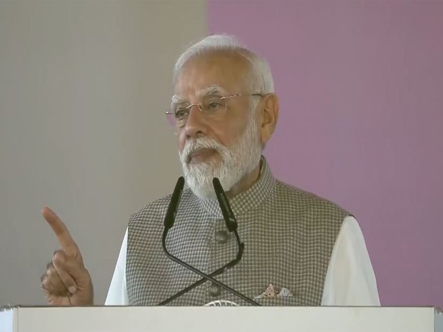 PM Modi slams Congress for 26/11 response, says UPA "gave message of weakness"