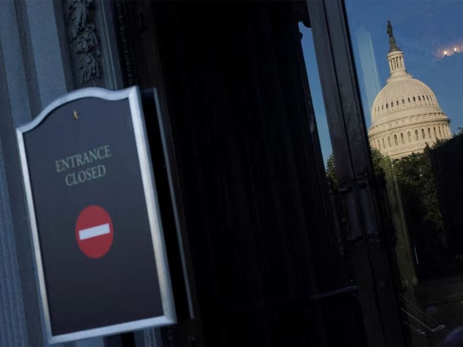 Democratic, Republican lawmakers spar in Capitol hallway as US shutdown drags on