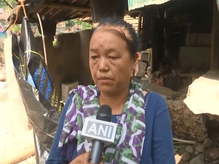 Bridge collapses at Pulbazar as rainfall cripples transport in North Bengal