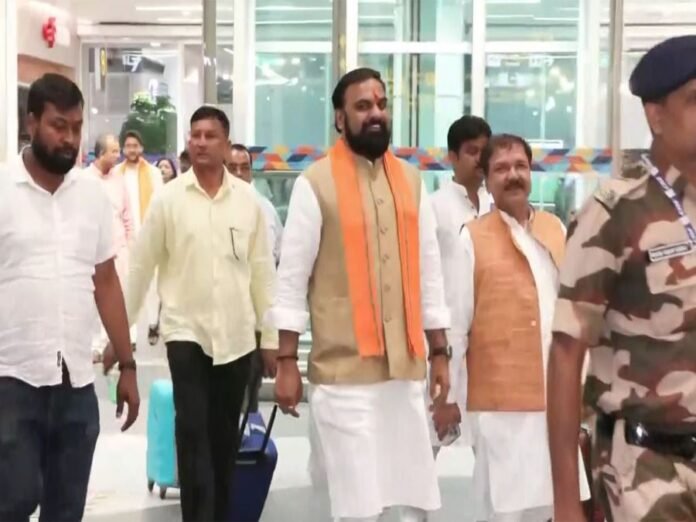 BJP leaders arrive in Delhi ahead of core committee meet on Bihar polls
