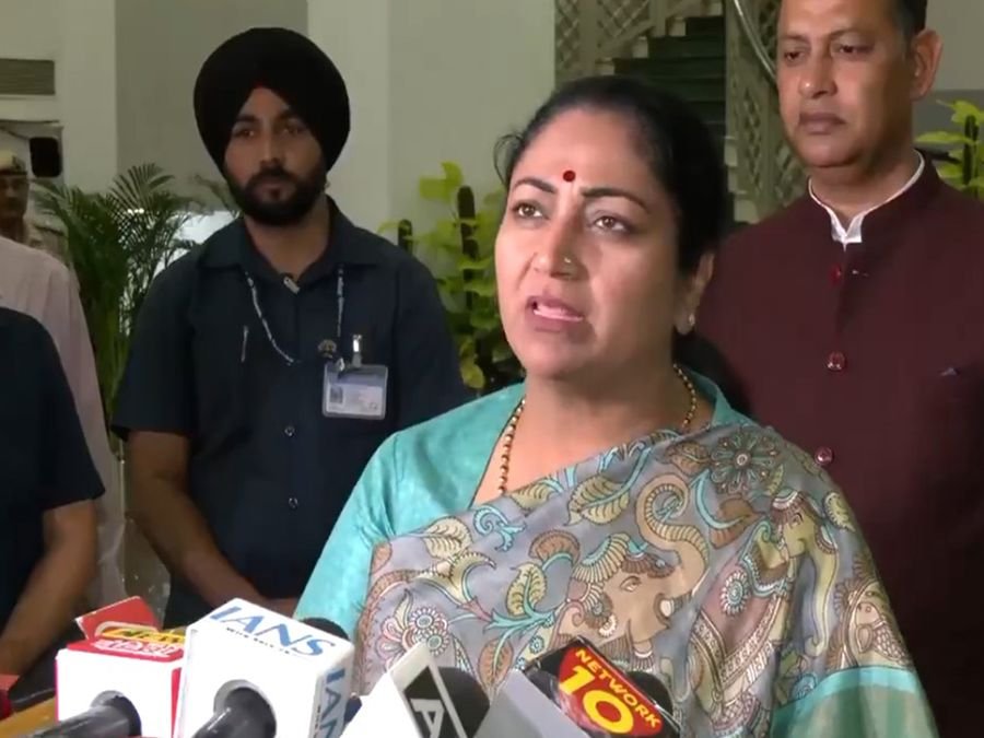 Previous governments used to talk about health modules, but didn't do anything, says CM Rekha Gupta