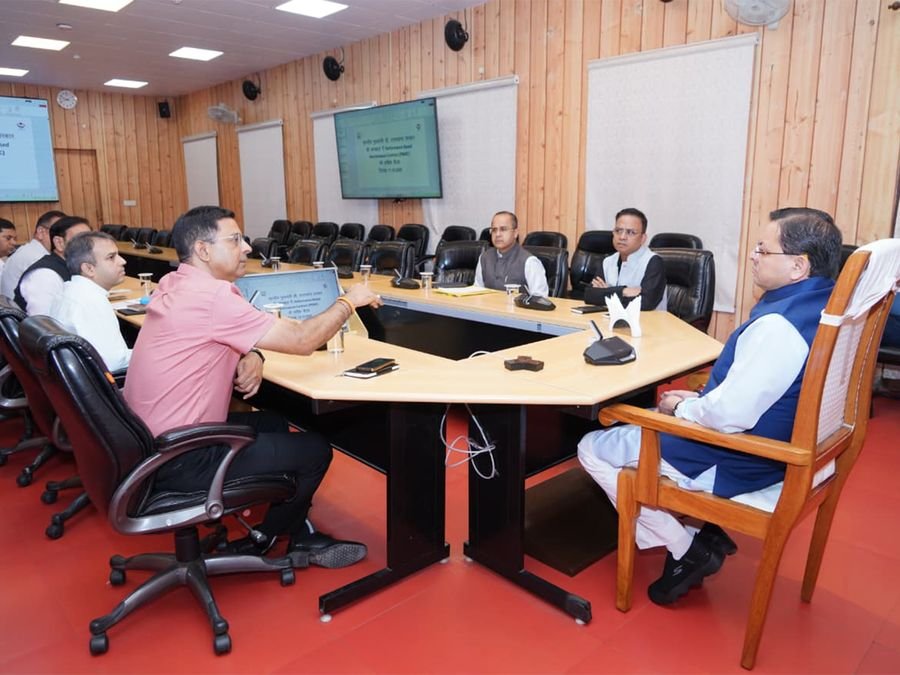 Uttarakhand CM asks officials to ensure pothole-free roads, provide better transportation facilities