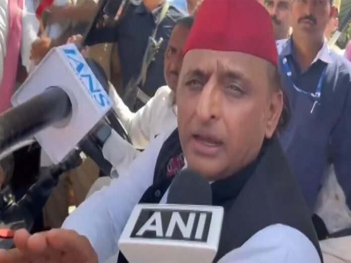 Akhilesh Yadav slams UP govt