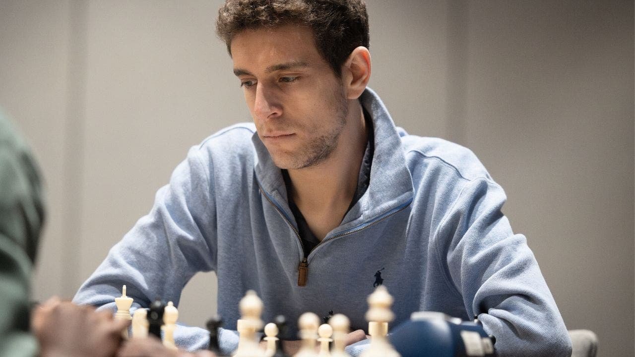Chess grandmaster's mother says cheating accusations tormented son