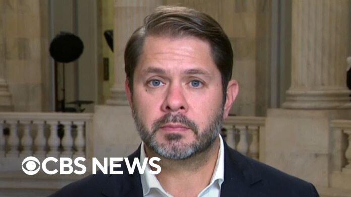 Sen. Ruben Gallego says Democrats are a “big tent party,” praises Mamdani’s campaign (Video)