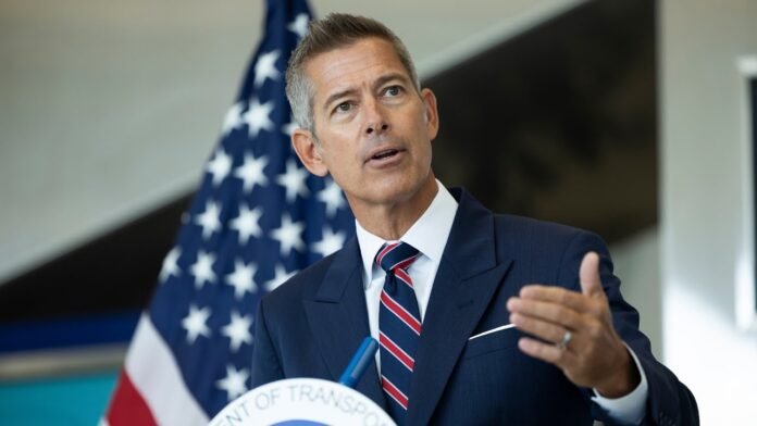 U.S. to reduce air traffic by 10% at 40 airports starting Friday, Duffy says | full video (Video)