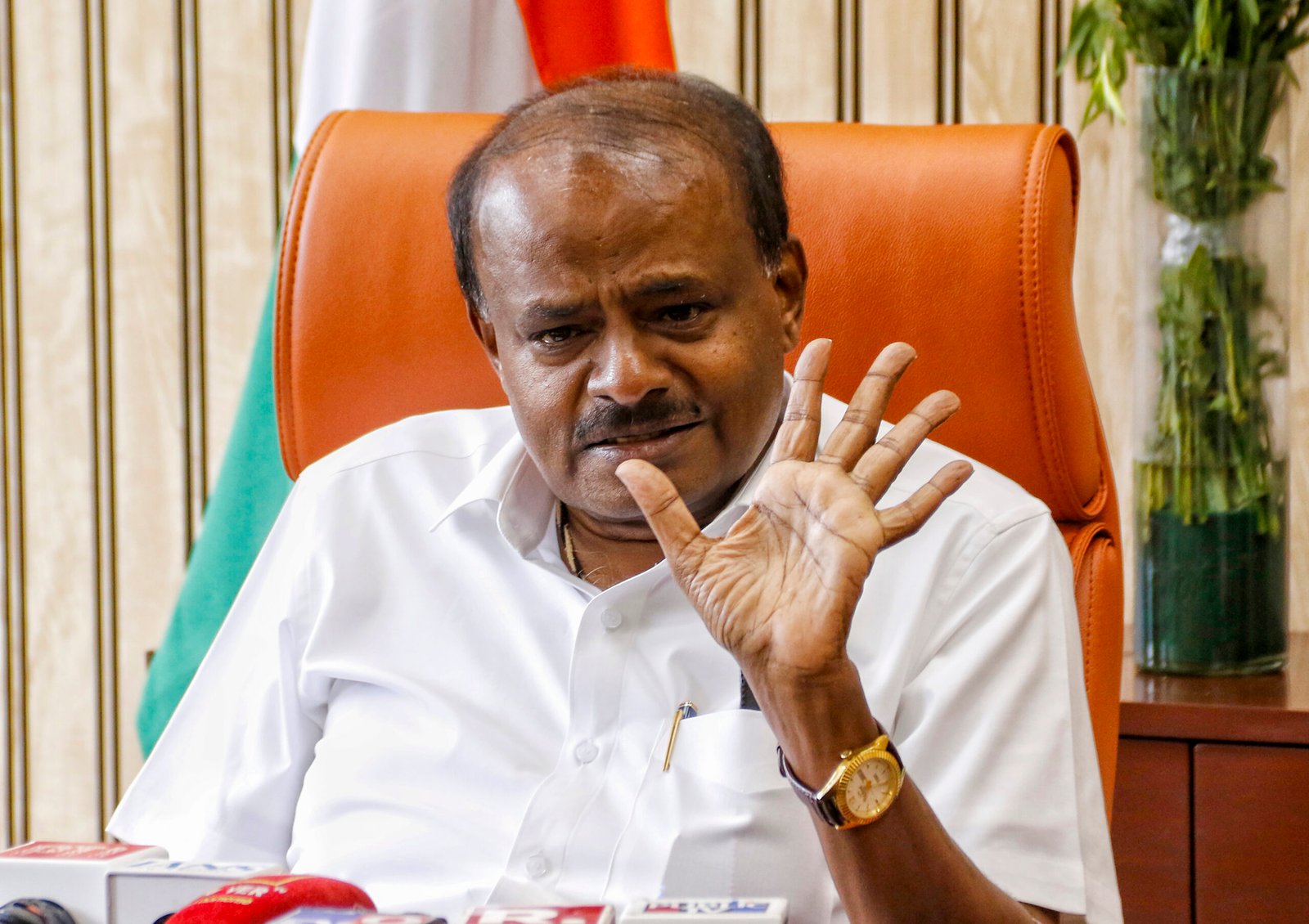 Mutts doing better job of running schools in Karnataka than govt: Kumaraswamy 1 Mutts doing better job of running schools in Karnataka than govt: Kumaraswamy