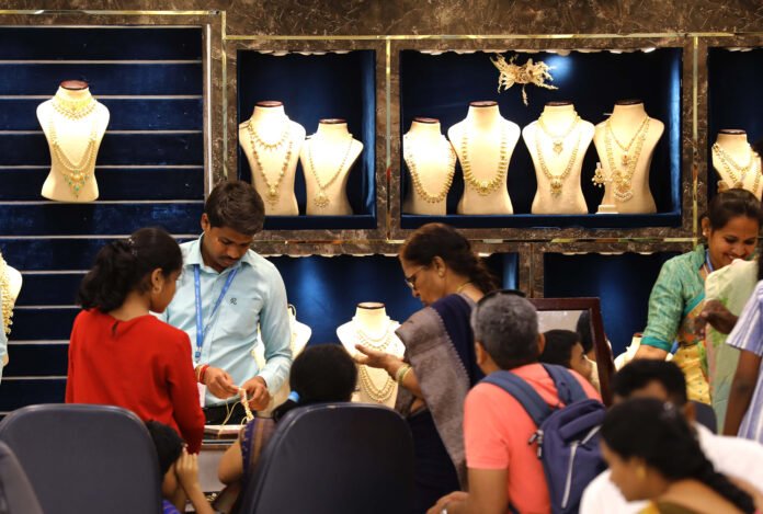 Emerging cities drive festive digital payment value at SMEs by 44 pc