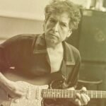 Bob Dylan receives honorary doctorate from Berklee College of Music