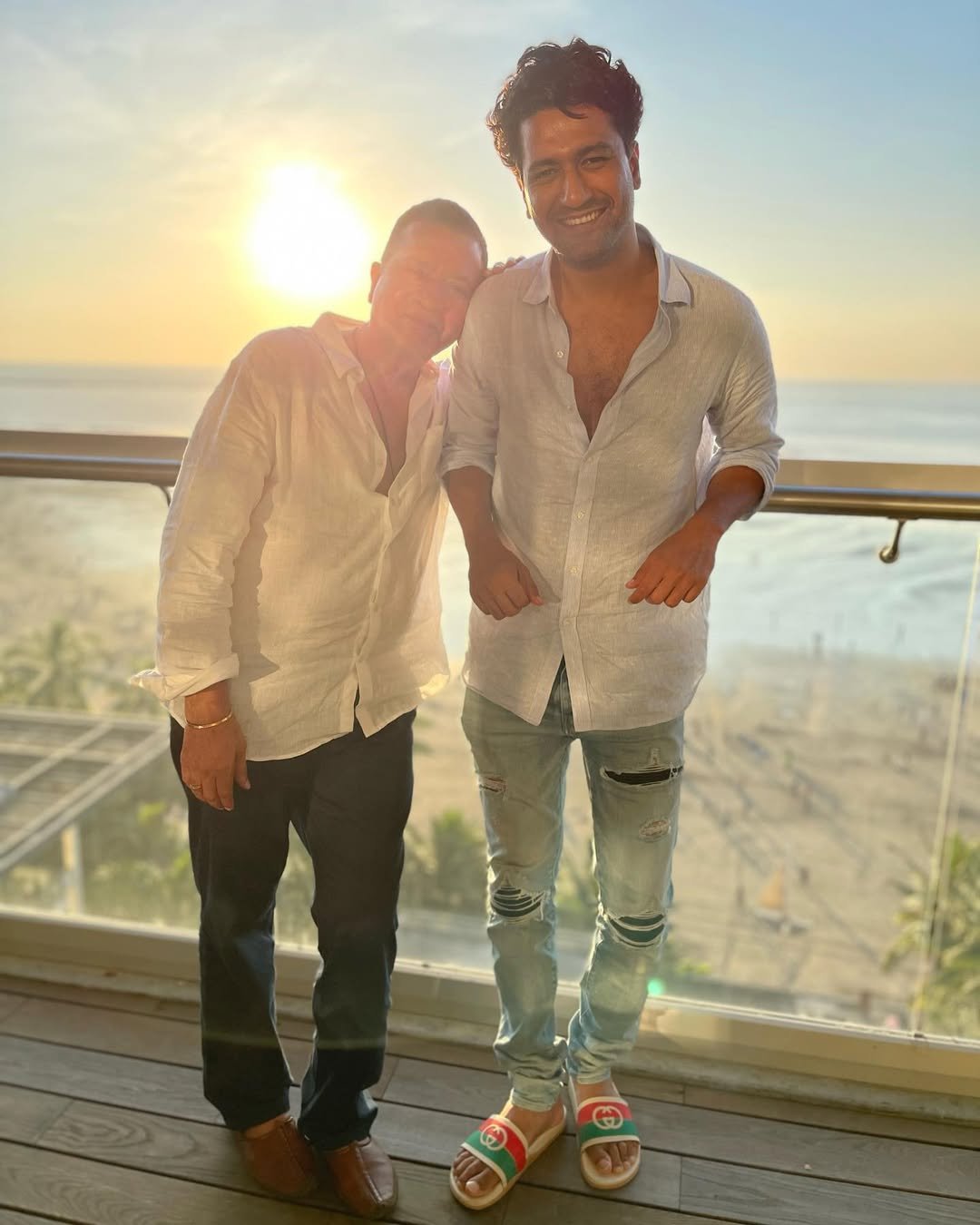 Vicky Kaushal's dad Sham Kaushal cannot contain his joy after becoming a 'dadaji'