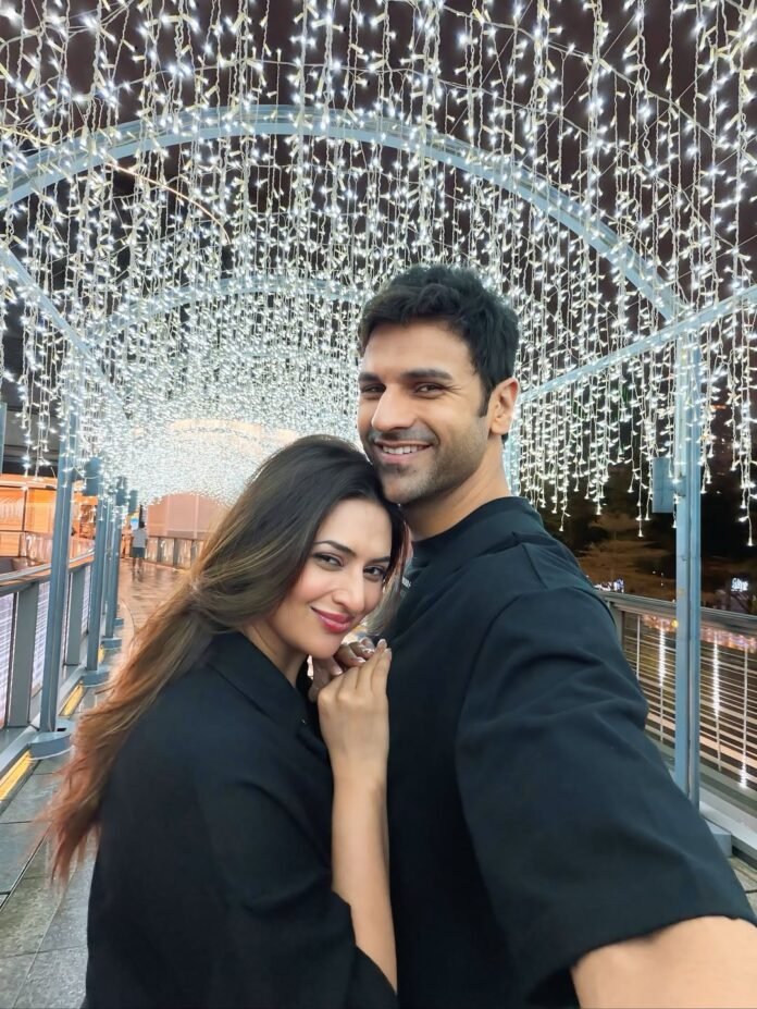 Divyanka Tripathi & Vivek Dahiya’s China trip includes late night partying & exploring gadgets