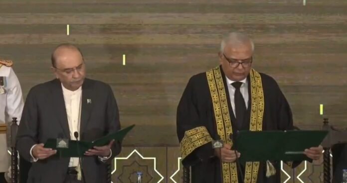 Pakistan: First Chief Justice of Federal Constitutional Court sworn in Pakistan: First Chief Justice of Federal Constitutional Court sworn in after controversial Constitutional Amendment