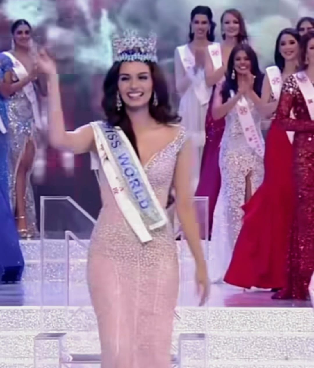 Manushi Chhillar celebrates 8 Years of her Miss World win