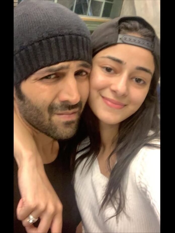 Ananya Panday says ‘nothing has changed’ as she drops a throwback pic with Kartik Aaryan