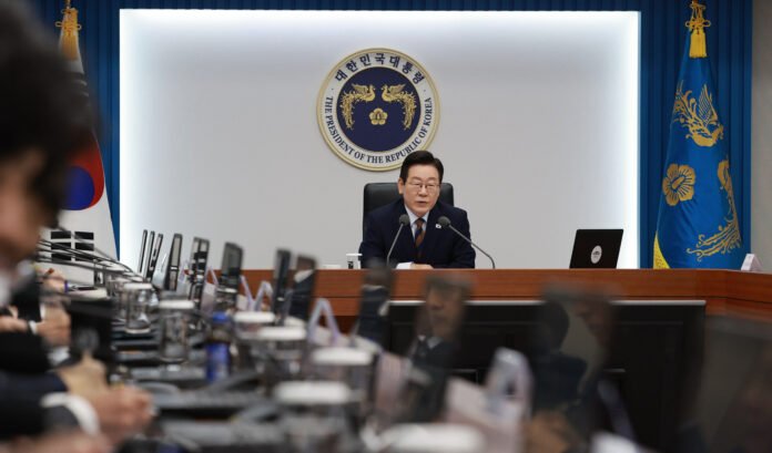 South Korean President Lee urges bipartisan cooperation to pass 2026 budget plan