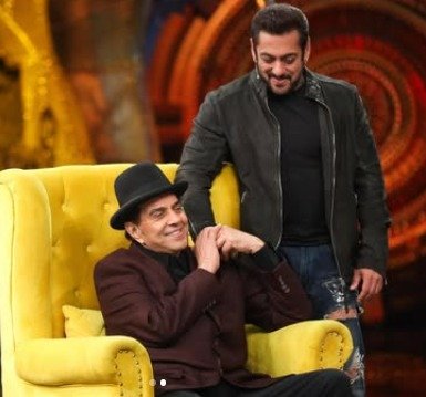 Salman Khan gets emotional over Dharmendra's demise: 'Life goes on'