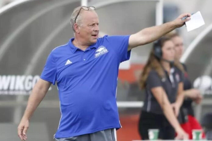 Hofstra’s longtime men’s soccer coach on magical ride in his final season