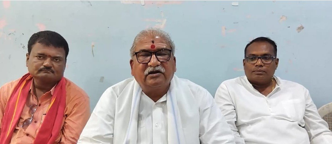 'Rs 43 lakh for Speaker's chair, Rs 67 lakh portraits': RTI activist slams K'taka govt for wasting public tax money