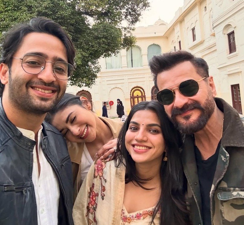 Shaheer Sheikh shares happy moments in great company with Mouni Roy and Sanjay Kapoor