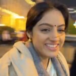 'Diya Aur Baati Hum' fame Deepika Singh dances her heart out on the streets of Georgia