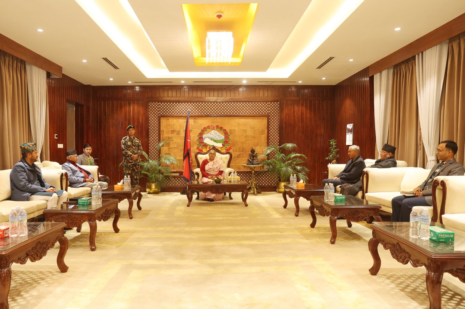 Nepal PM holds talks with top leaders of major political parties