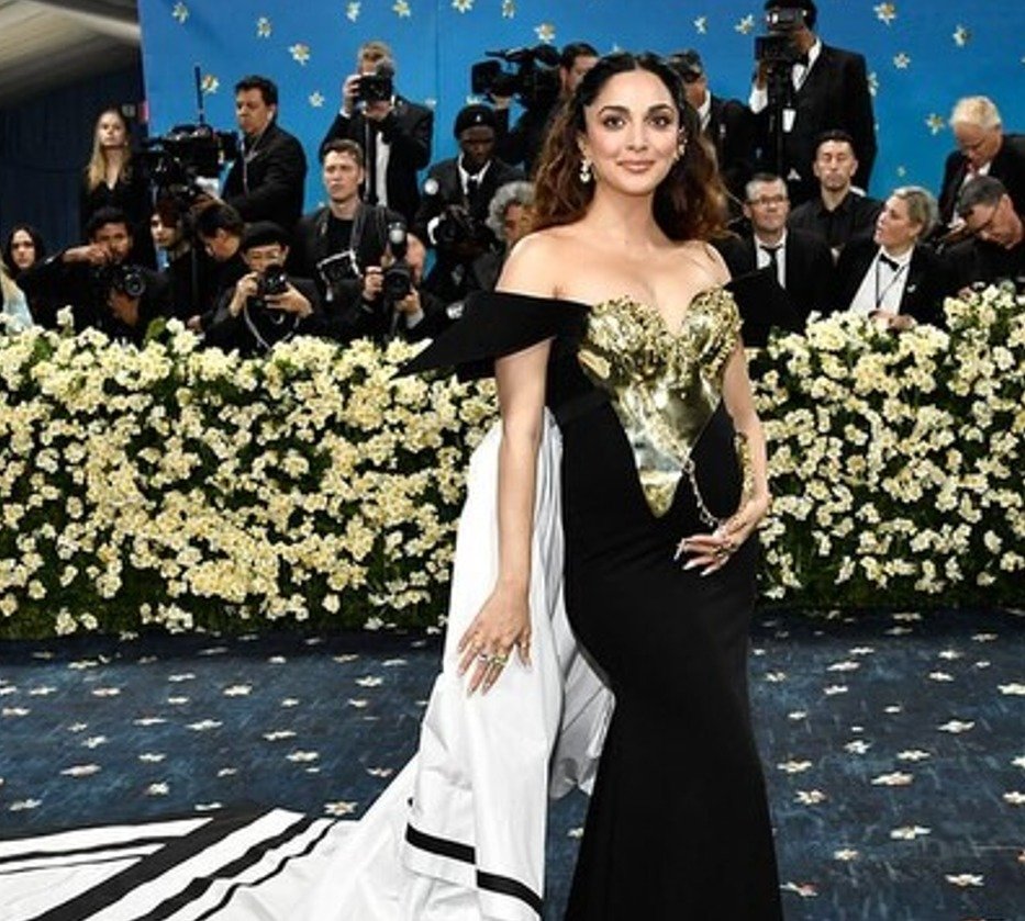 From ‘S’ bib to ‘Sarayaah’s mama’ pencil, Kiara Advani shares glimpses of her baby’s 'personalised essentials'