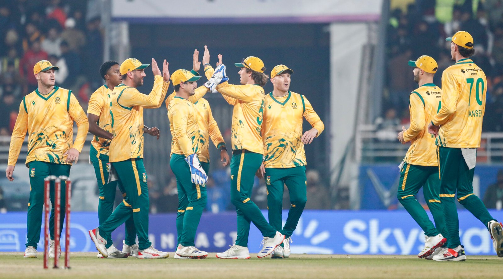 2nd T20I: De Kock, Baartman star as South Africa level series with 51-run win over India (ld)