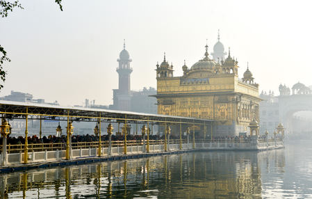 Braving biting cold, devotees throng Golden Temple, shrines to usher in New Year