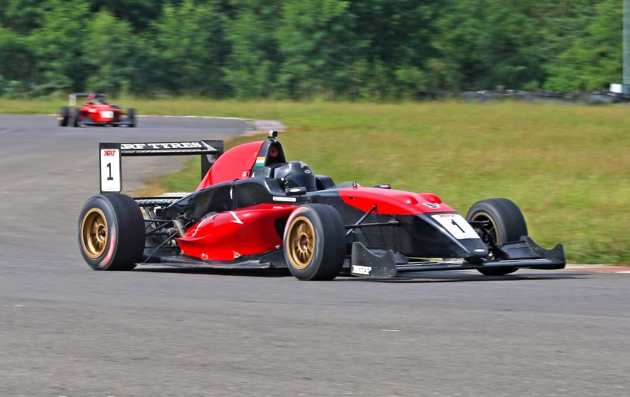 61 entries for round 3 of National 4W Racing Championship