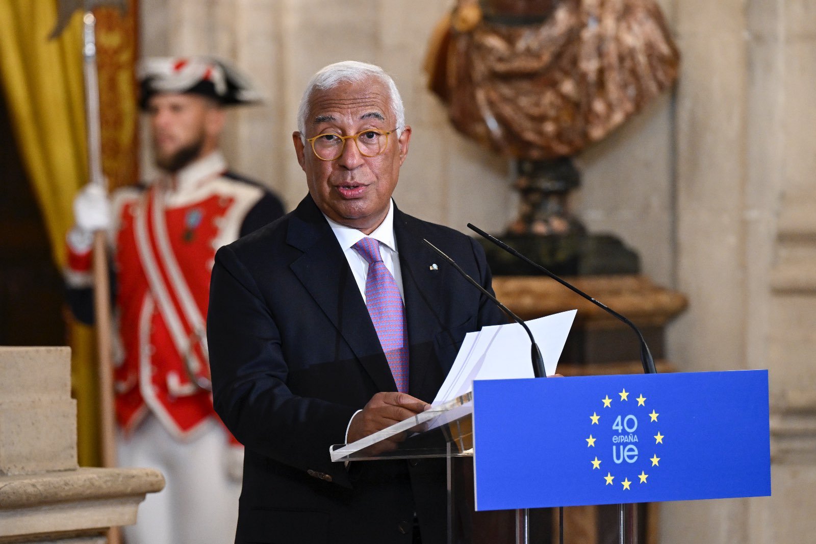 EU urges de-escalation in Venezuela