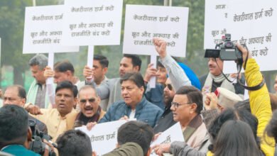 'Insulting, mislead public': BJP protests outside Delhi Assembly against Kejriwal's 'dog-counting' claim