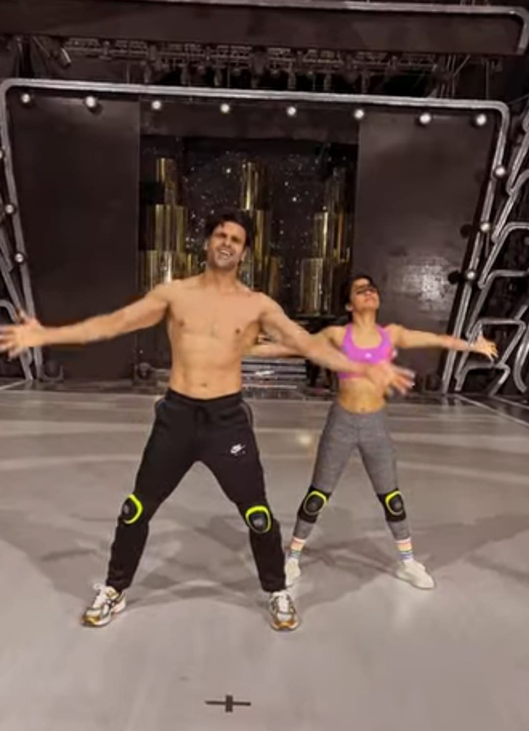 Vivek Dahiya on Hrithik Roshan: Can’t decide who I adore more, Rohit or Raj 1 Vivek Dahiya on Hrithik Roshan: Can’t decide who I adore more, Rohit or Raj