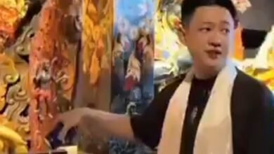 Anger over Chinese tourist defiling shrine inside Buddhist monastery