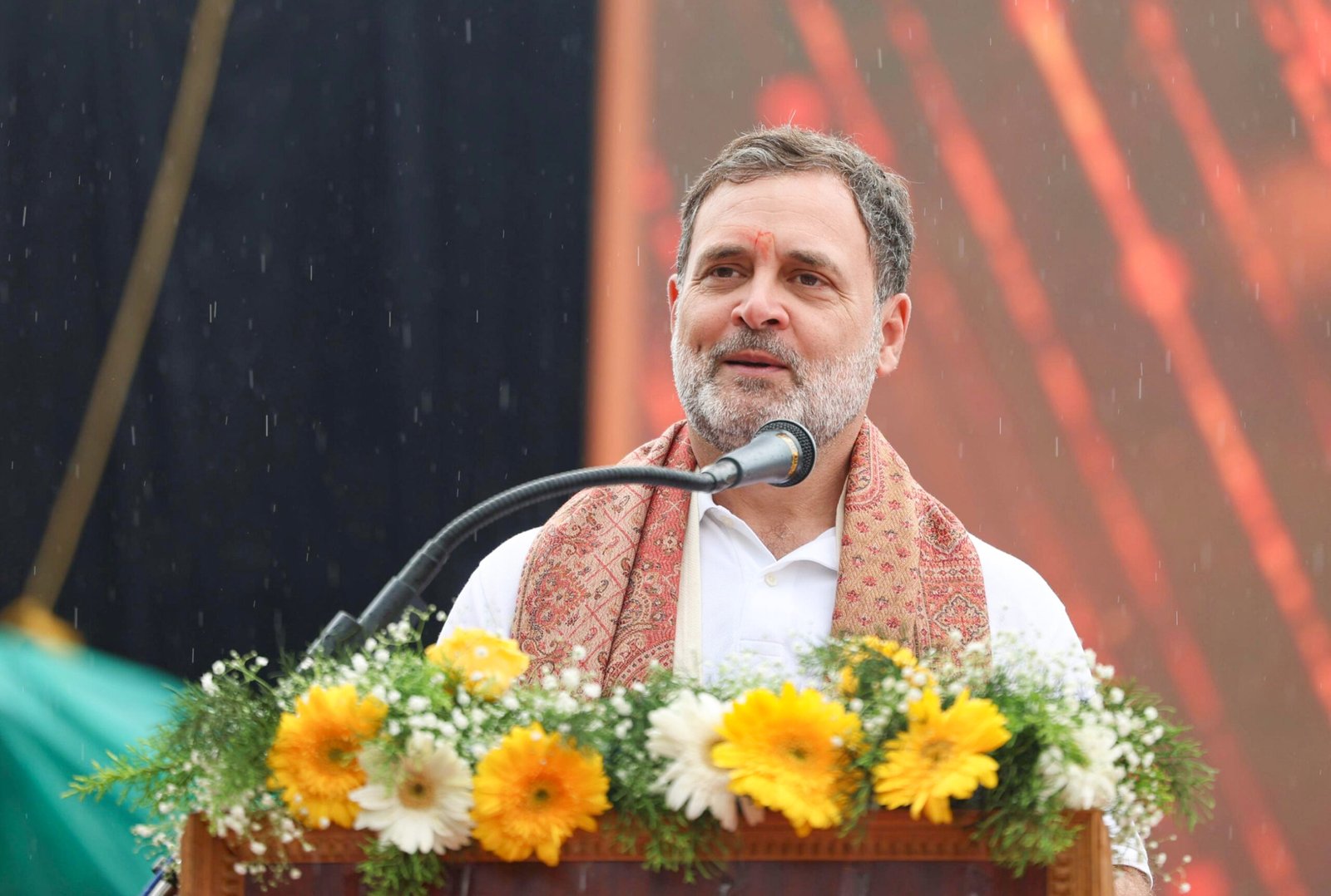 Cong holds 'MGNREGA Bachao Sangram' review; Rahul Gandhi to join Rae Bareli Chaupal